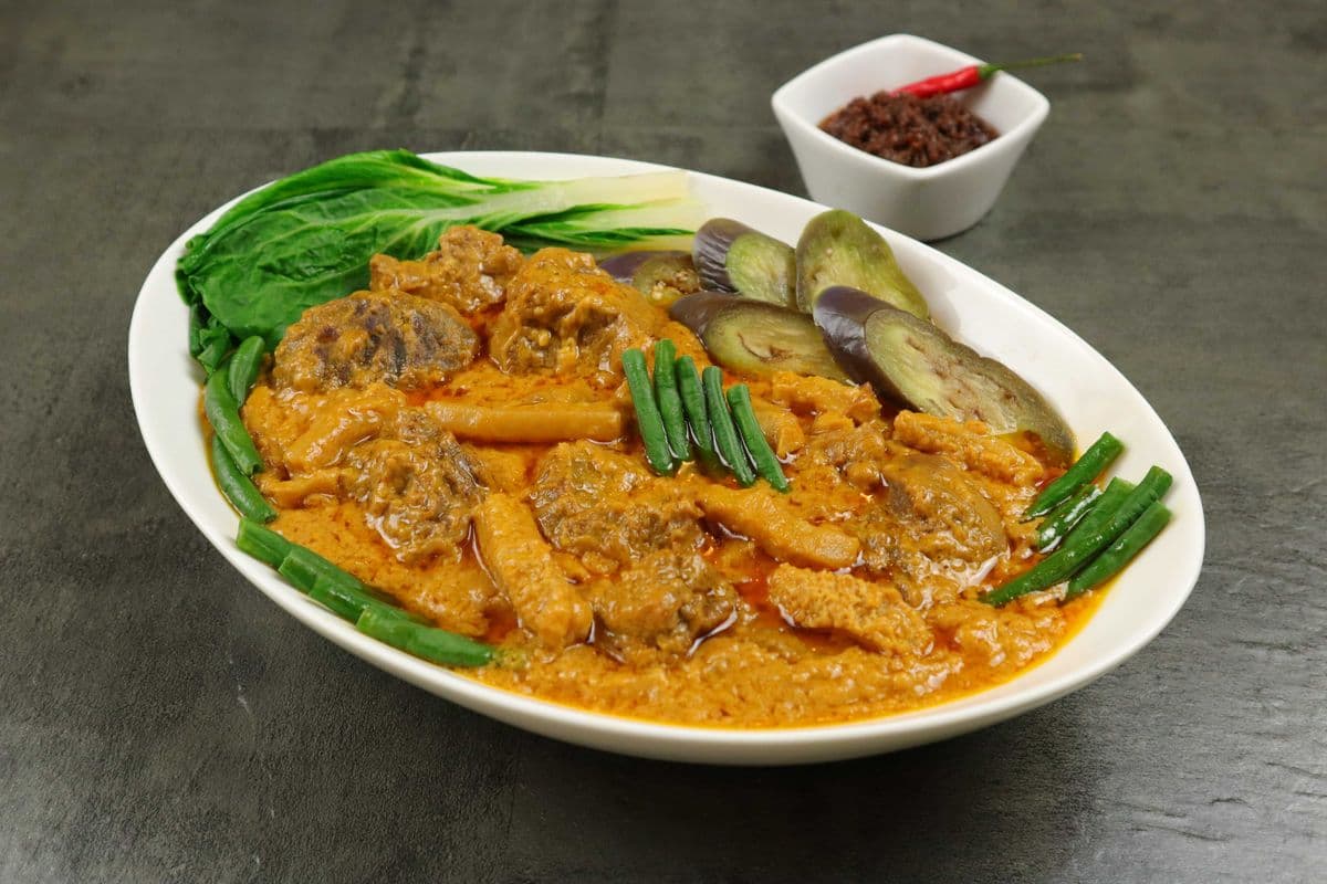 BEEF KARE KARE w/Rice