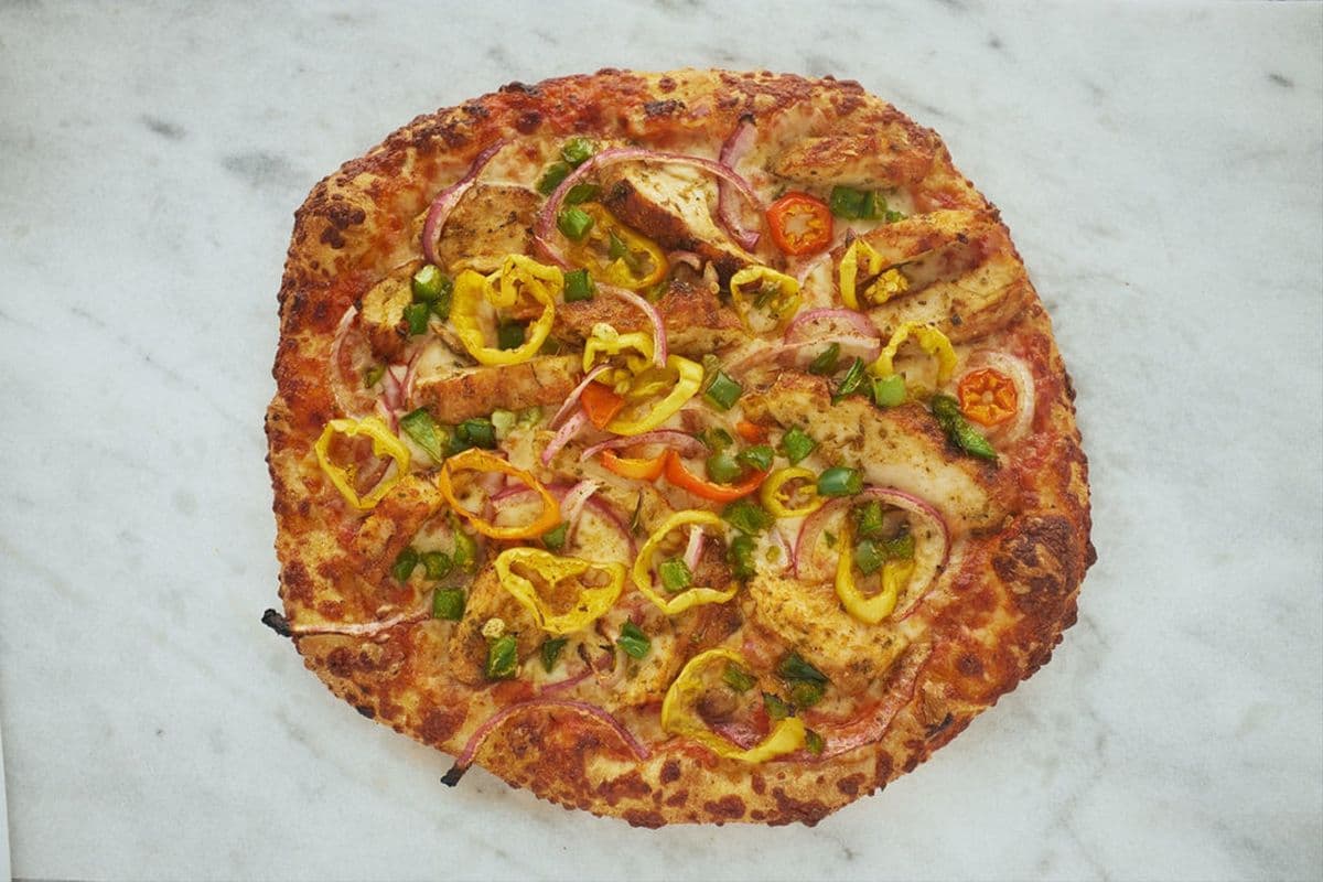 Cajun Chicken Deluxe (Large) (10 slice)