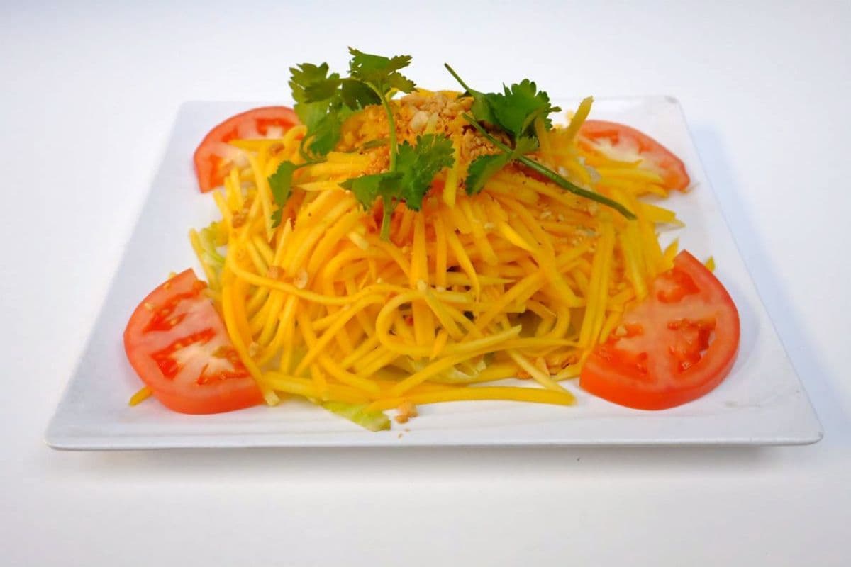 Mango Salad (Halal)