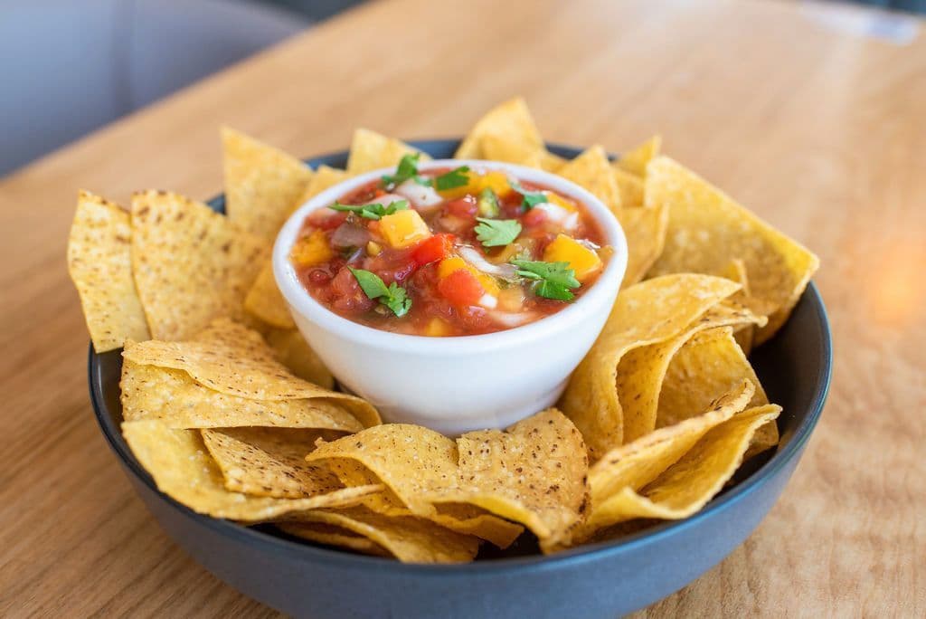 MANGO SALSA & GUAC