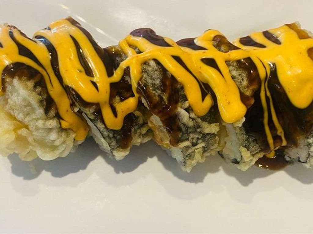 CN Tower Roll (8pcs)