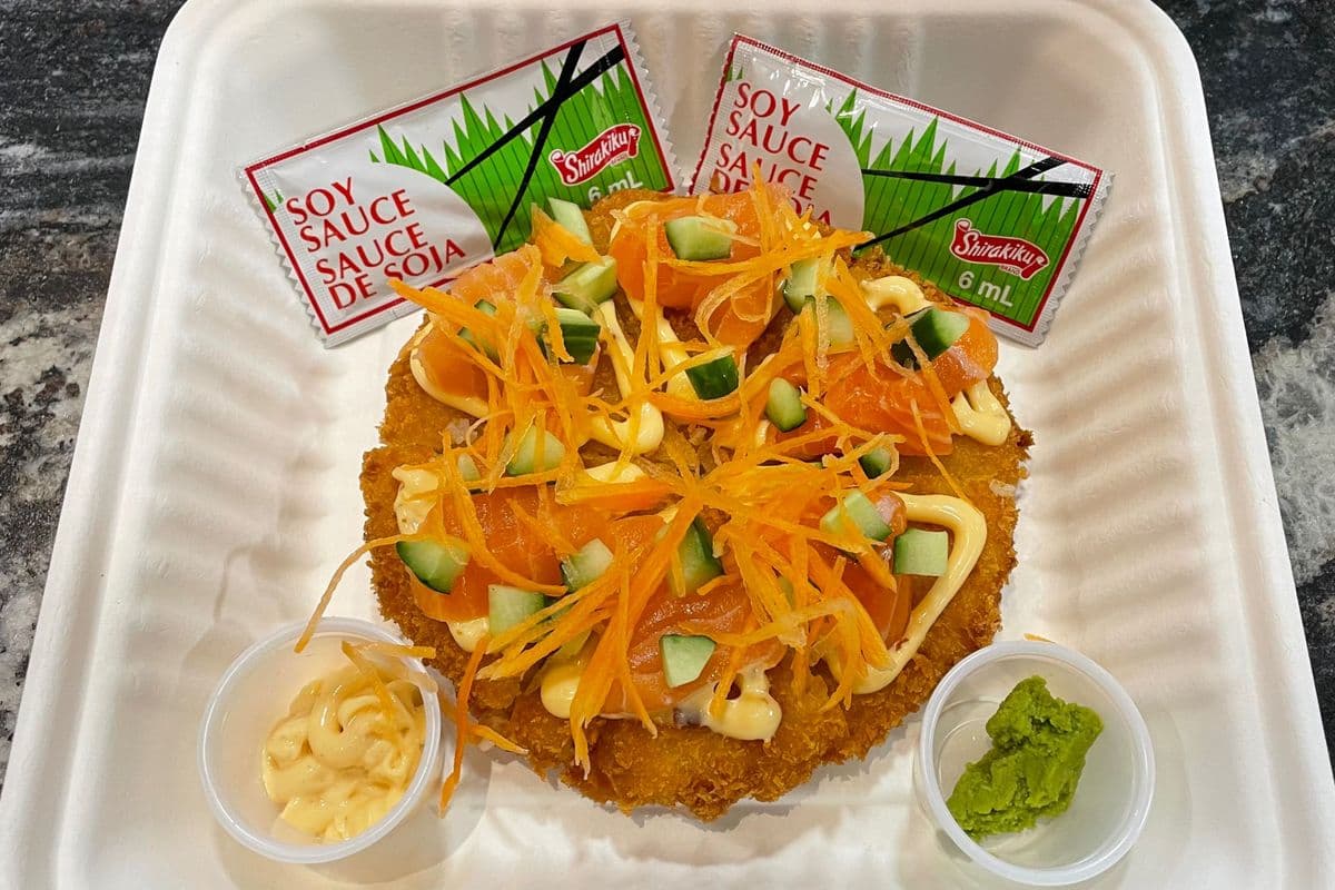 Spicy Salmon Sushi Pizza