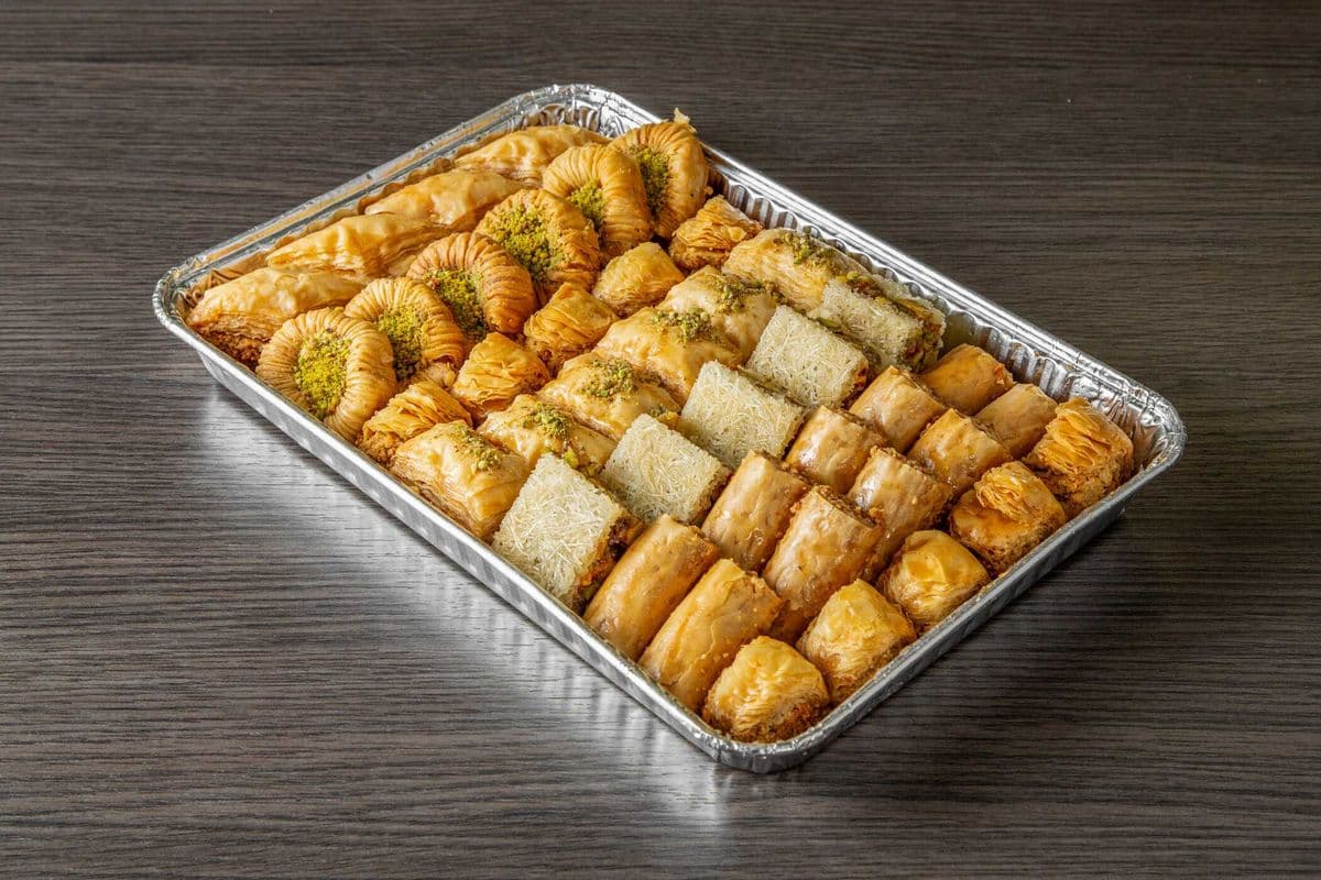 Assorted Baklawa (1 kg)