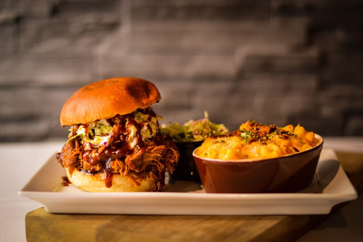 Pulled Pork Sandwich Platter