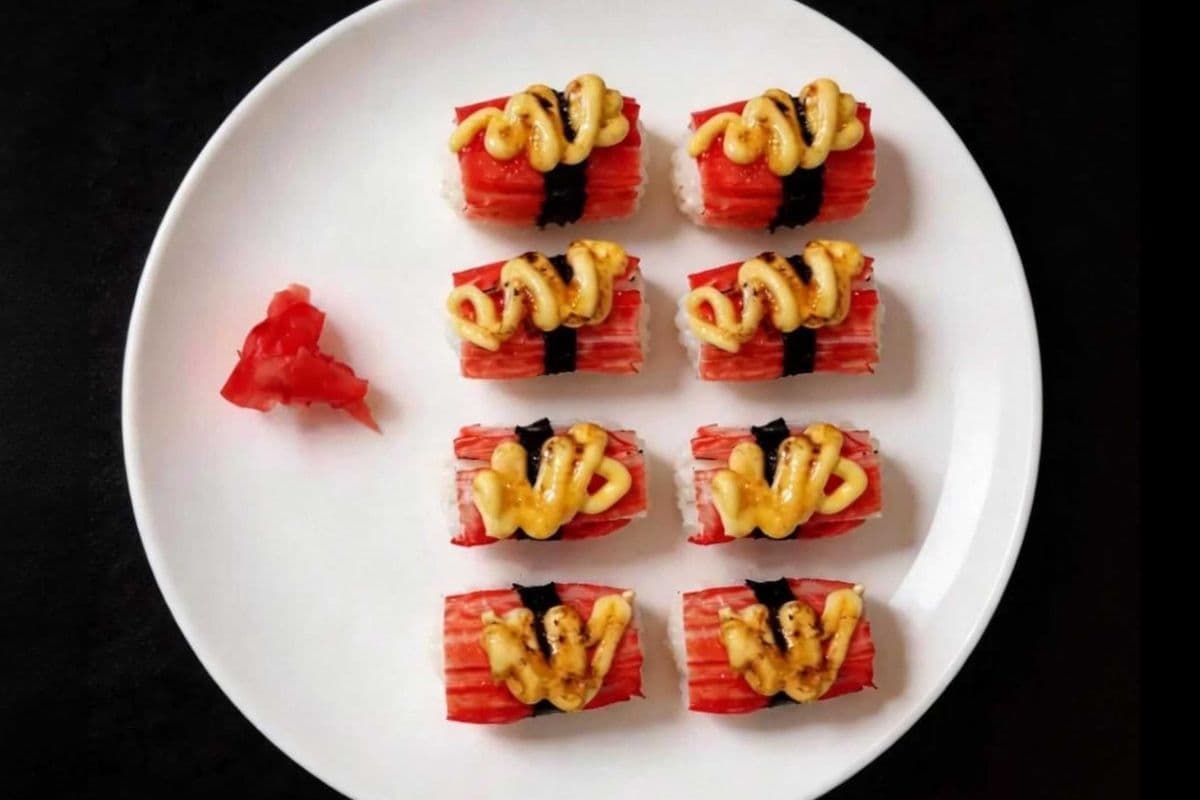 B1.Seared Crab Nigiri,8pc (8 pieces )