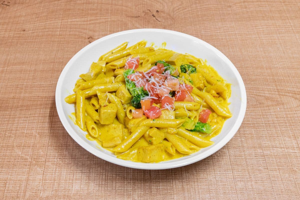 Rigatoni with Chicken Curry