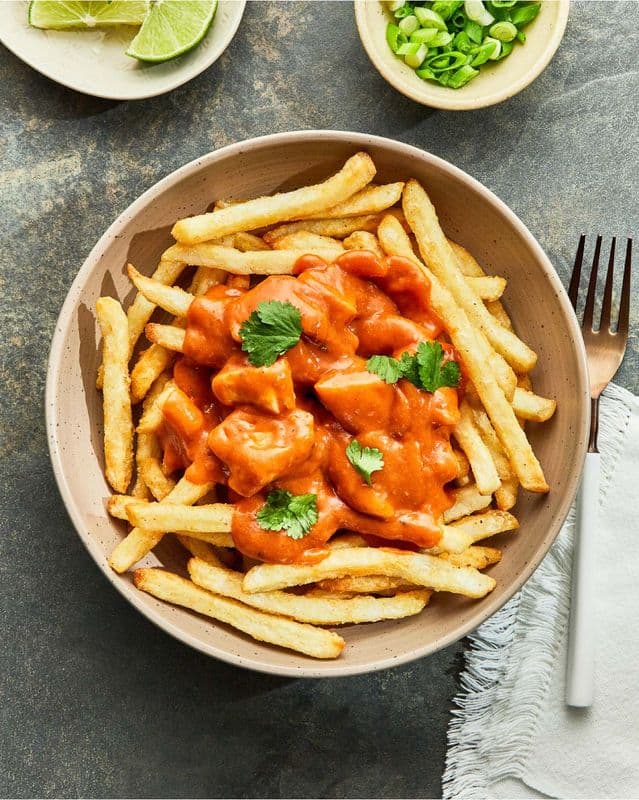 Butter Chicken Poutine / Poutine Poulet au Beurre