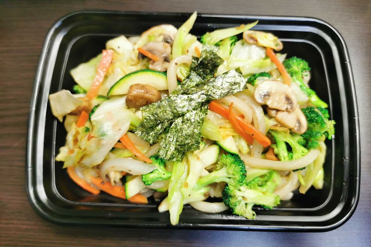 Pan-Fried Udon with Vegetables