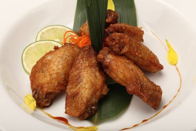 Deep-Fried Chicken Wings