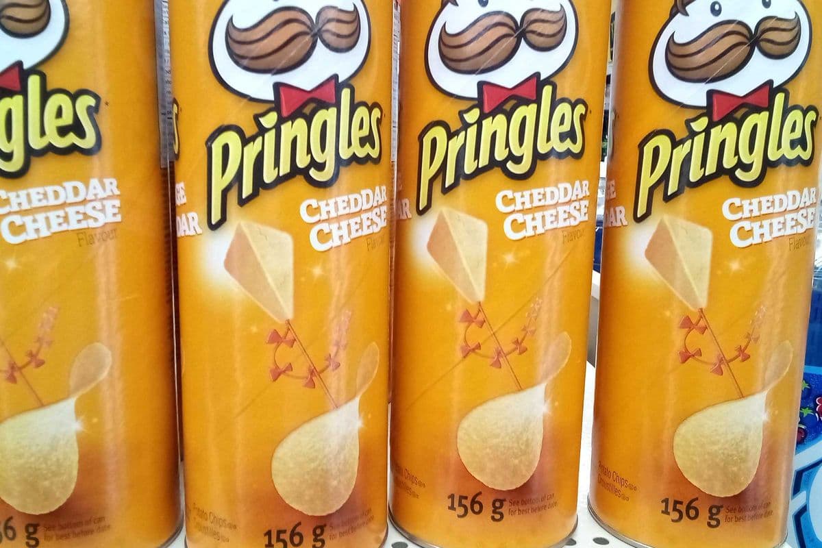 Pringles cheddar cheese (156 g)