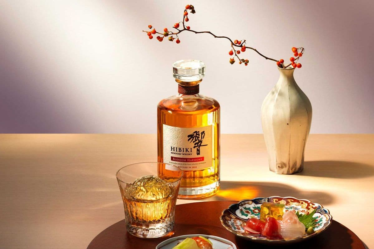 HIBIKI JAPANESE HARMONY (750ML) (1 x 750ML)