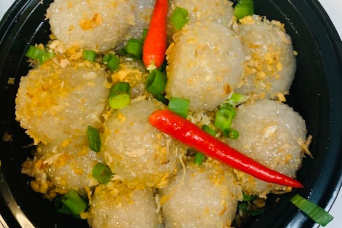 (saku sai moo) Tapioca ball with pork filling (8 Pcs.)