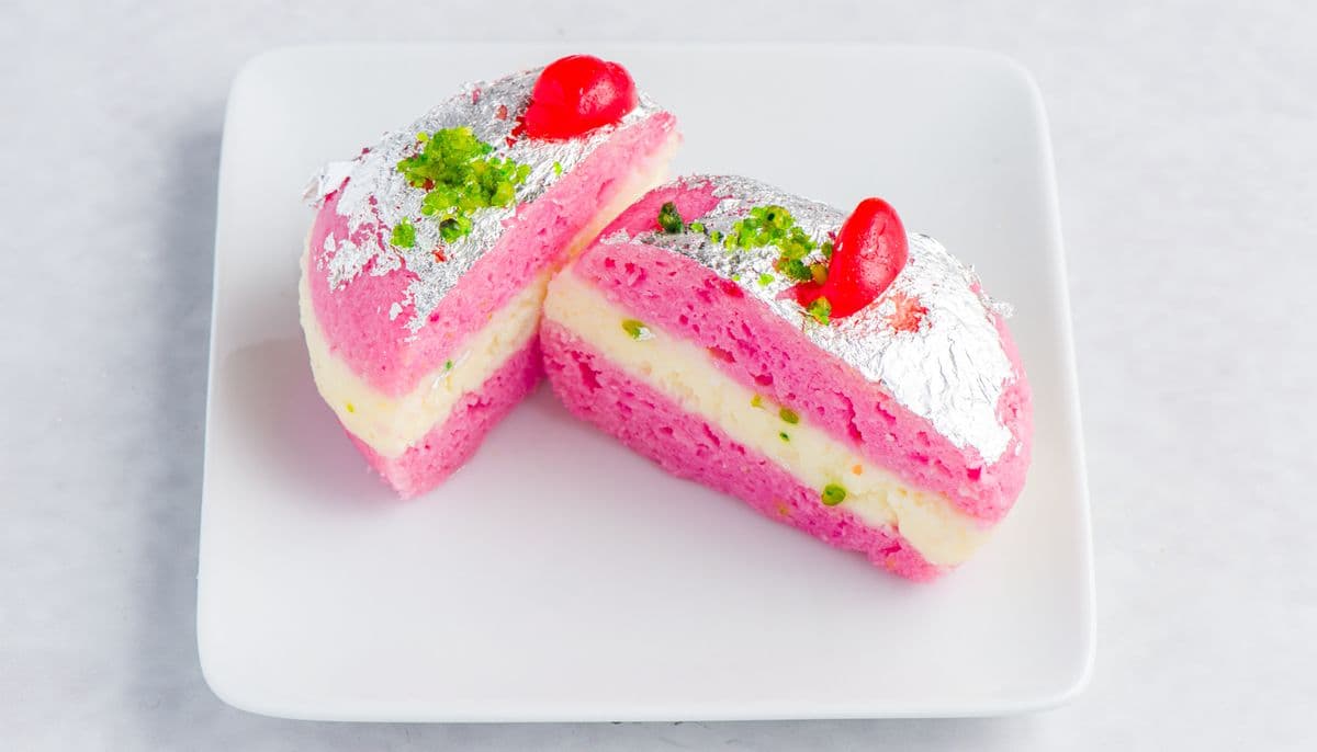 Kesar Vatti Pink & White (1LB)