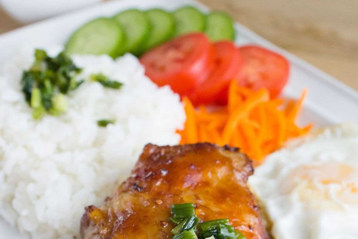C2. Com Ga Nuong Xa
