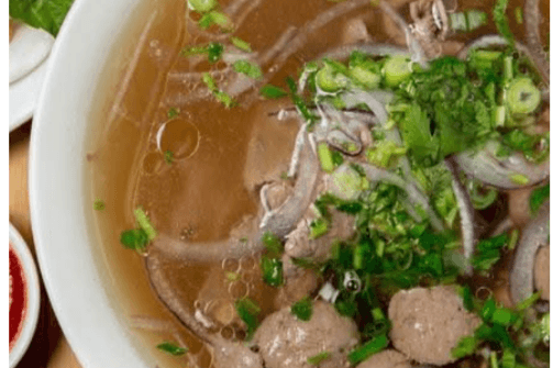 P42C Peanut Satay Beef and Beef Ball Noodle Soup