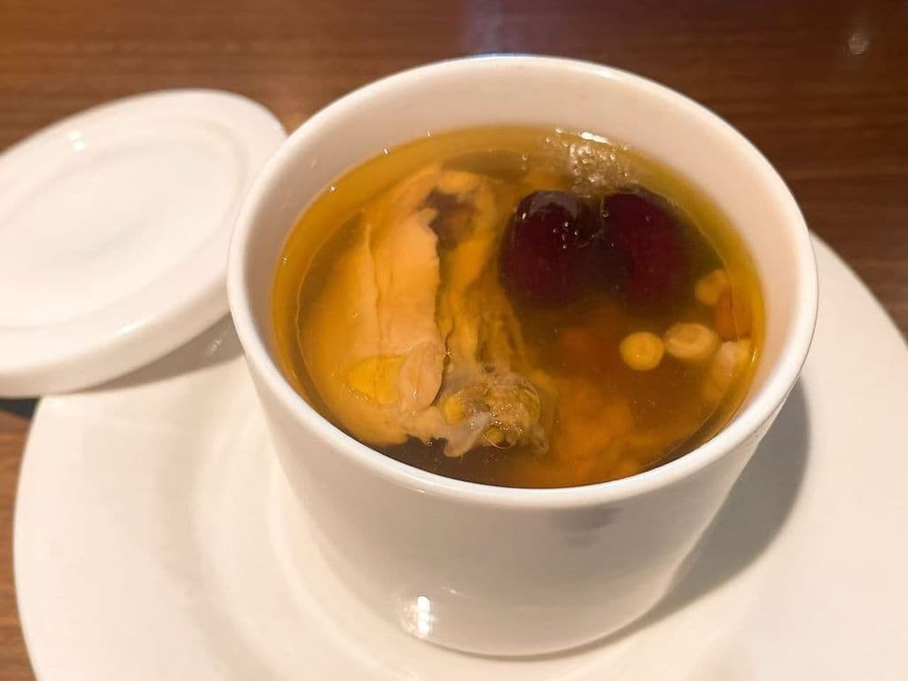S02.Ginseng Chicken Soups