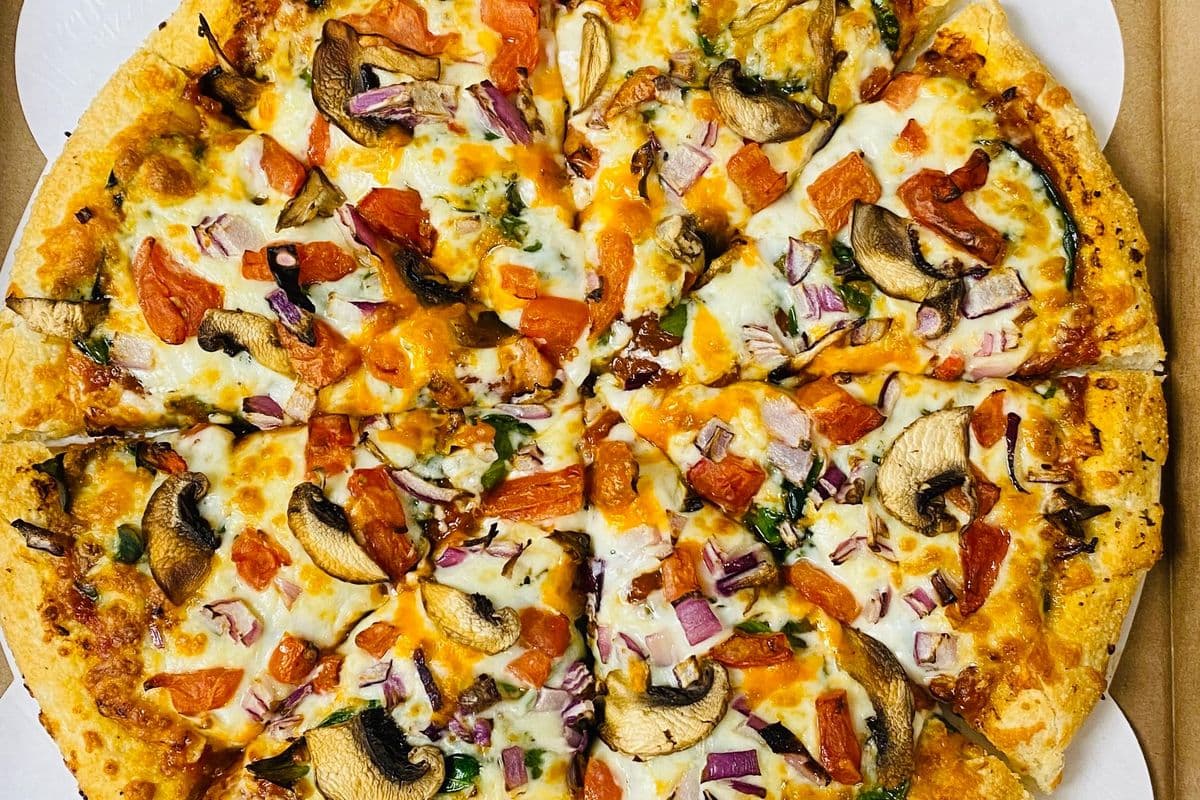 #24 - 8" Farm House Pizza