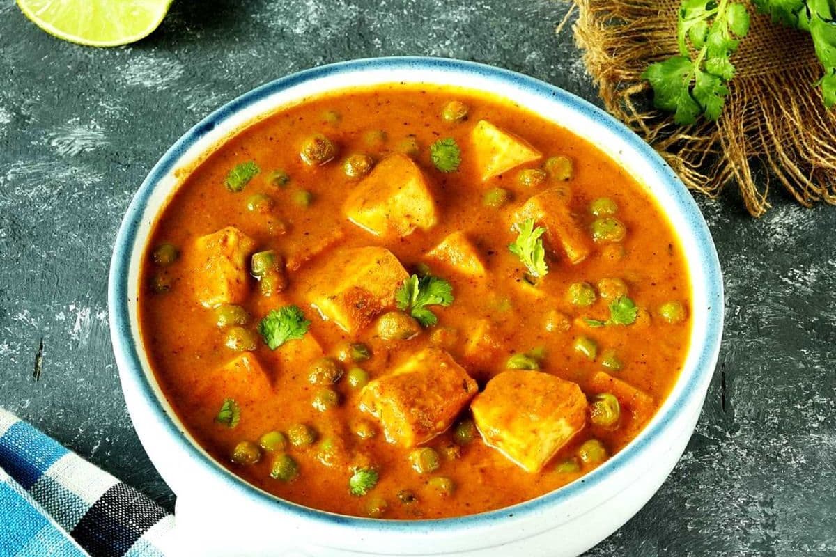 Matar Paneer