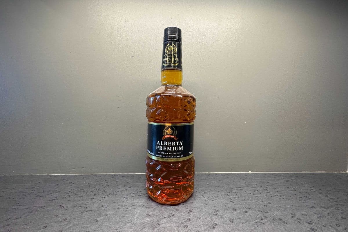 Alberta Premium Rye Whiskey 750ML Bottle (1 x 750ml)