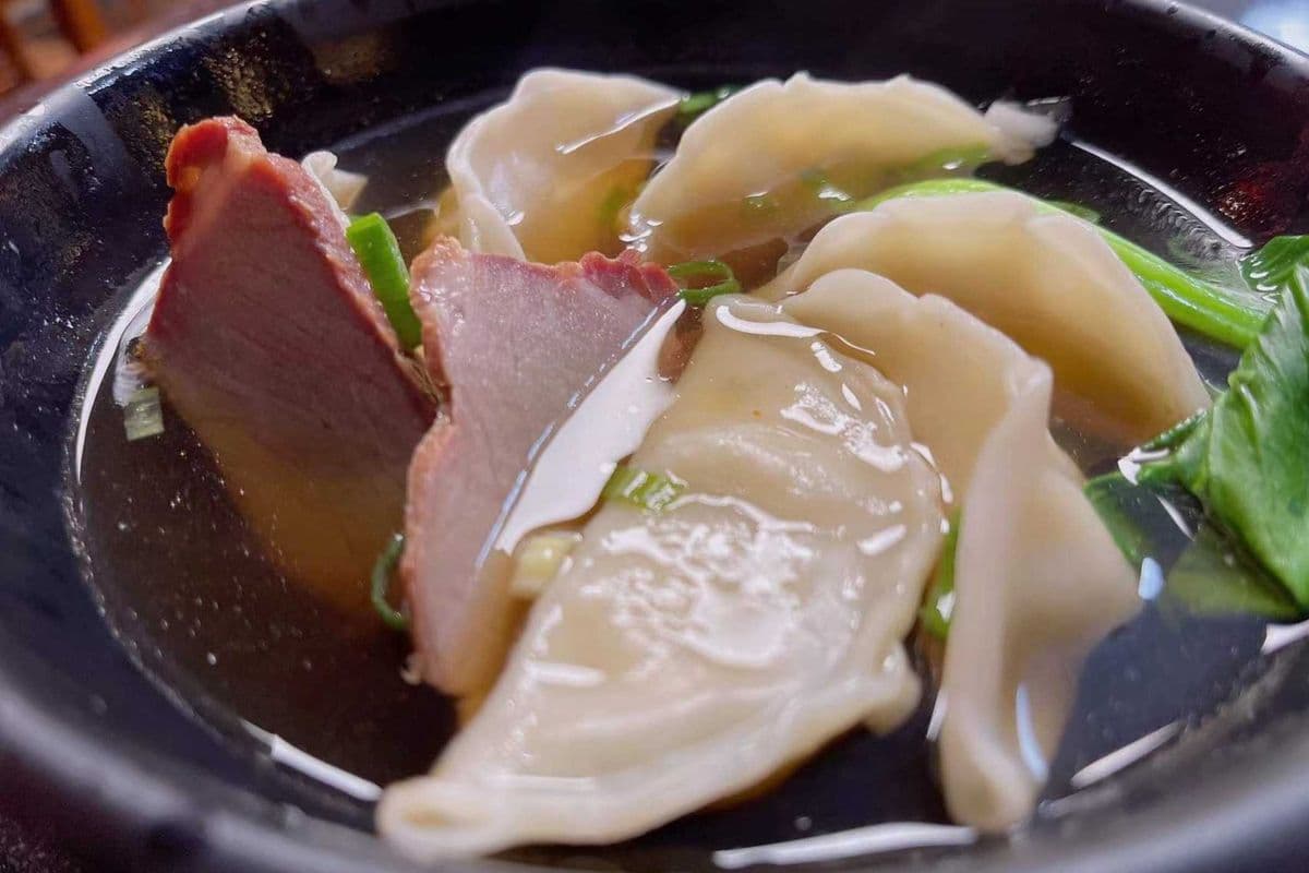 S3. Dumpling Soup (6 pcs) 饺子汤