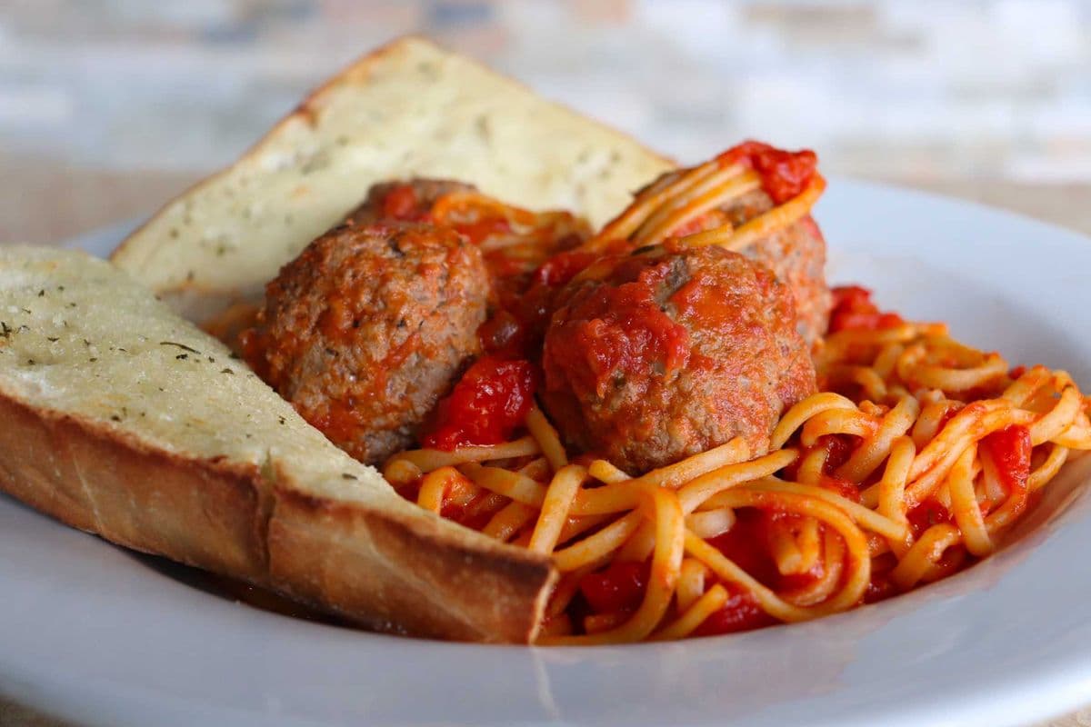 Linguine and Meatballs