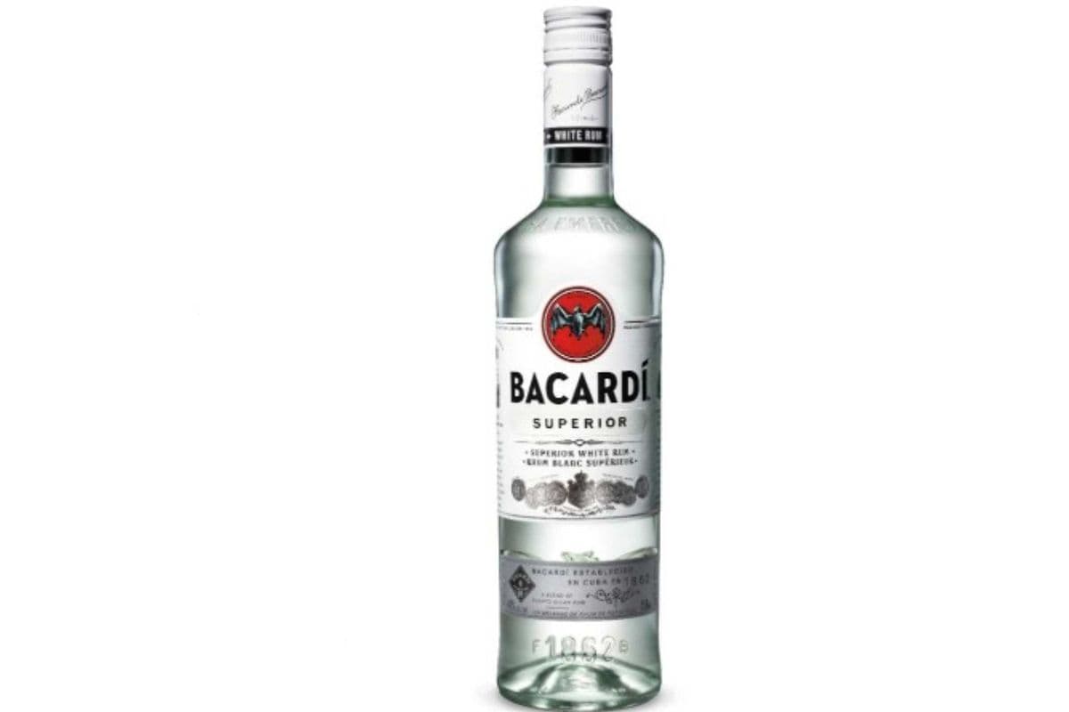 Bacardi Superior White (1 x 750 ml)