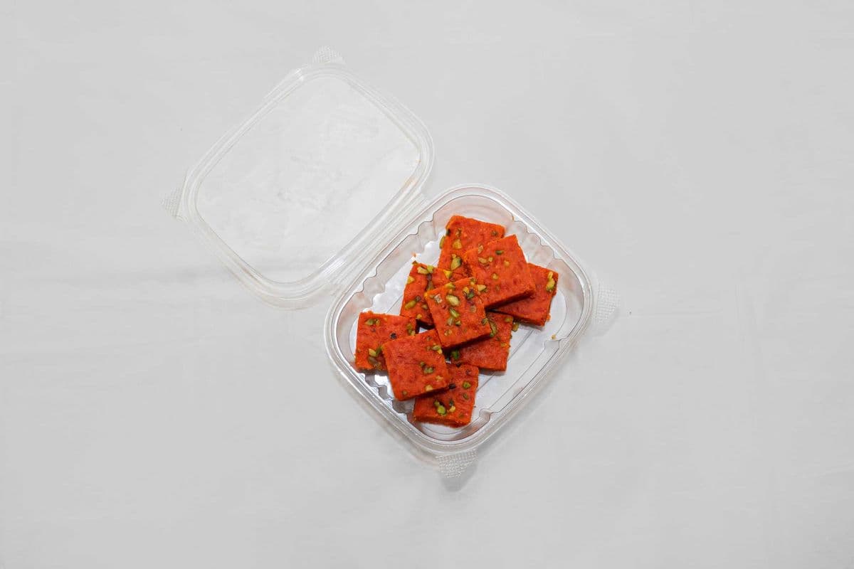Plain Gajrella