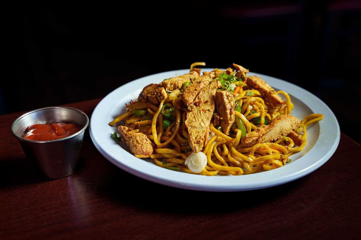 Kids Chicken Chow Mein