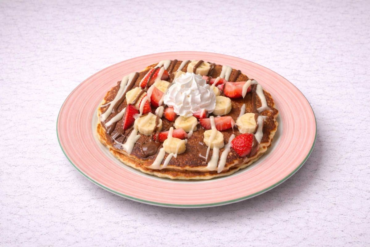 COCOA BERRY PANCAKES (Two Pieces)