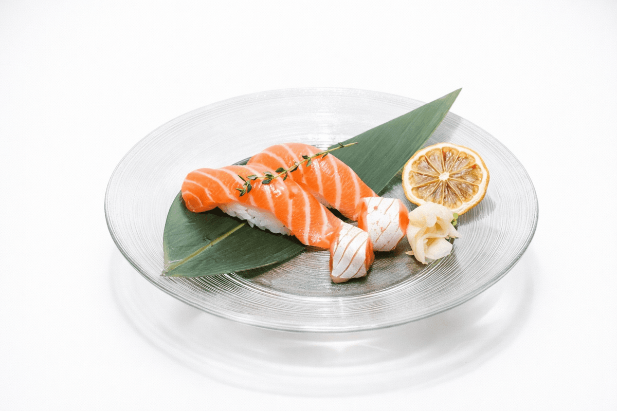 Salmon Sushi (GF) 2pcs