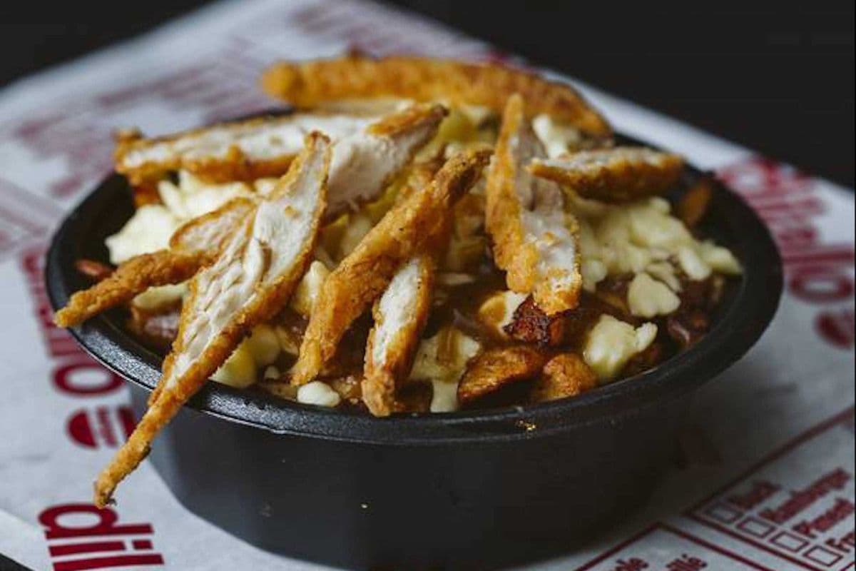 Petite poutine au poulet pané