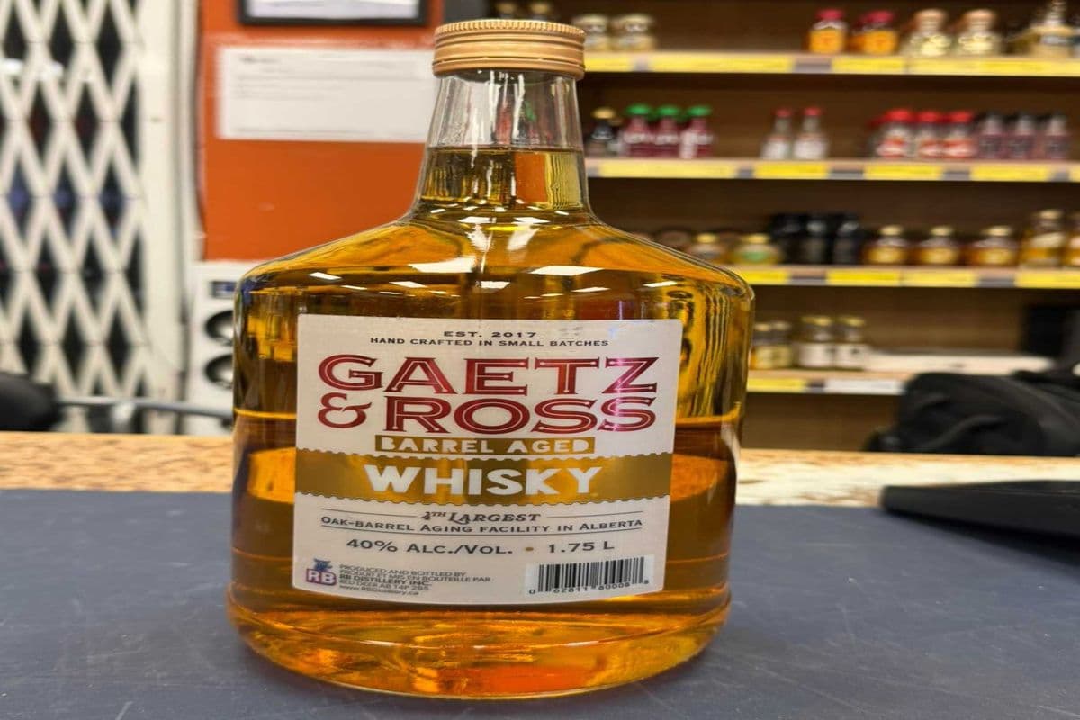 Gaetz & Ross whiskey 1.75L (1 x 1.75L)