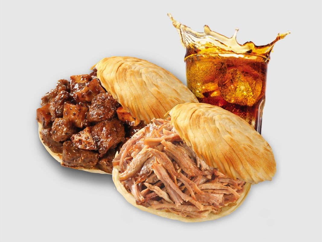 2 Crispy Burger + 1 Drink (Special Combo) / 两个肉夹馍搭配饮料（特惠套餐）