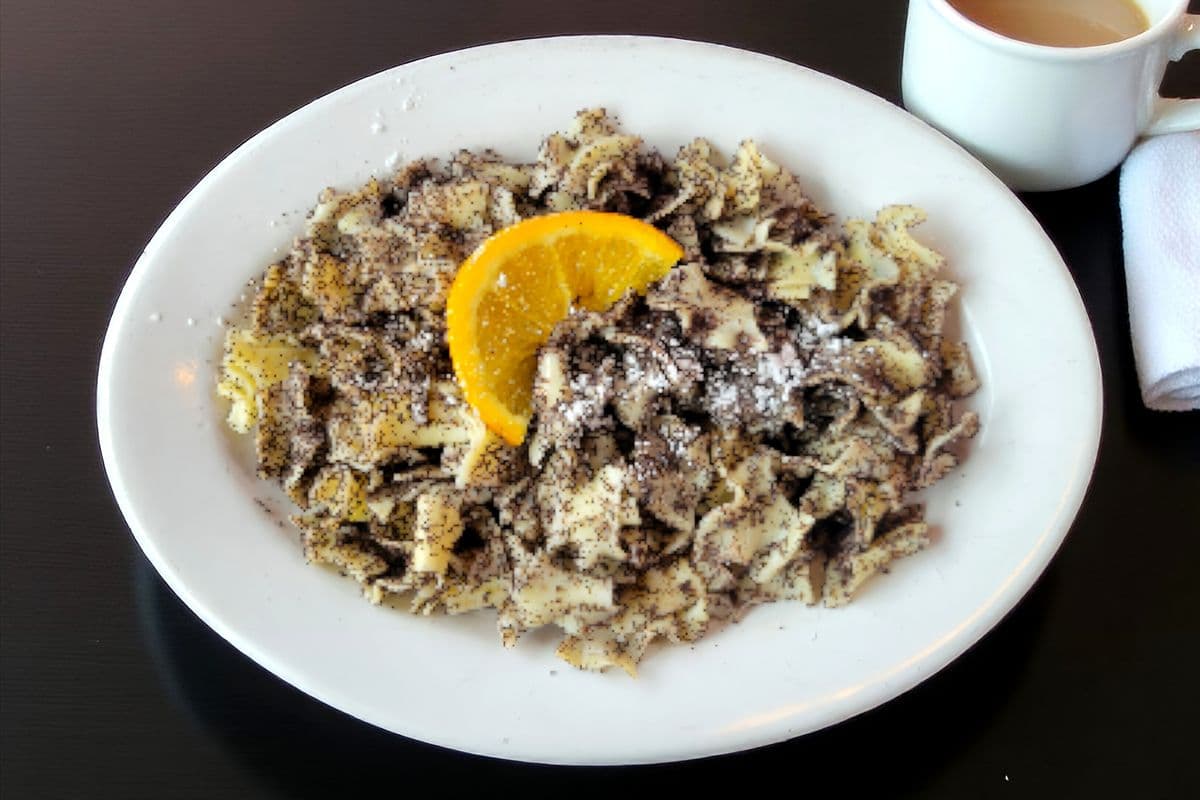 Noodles with Poppy Seed