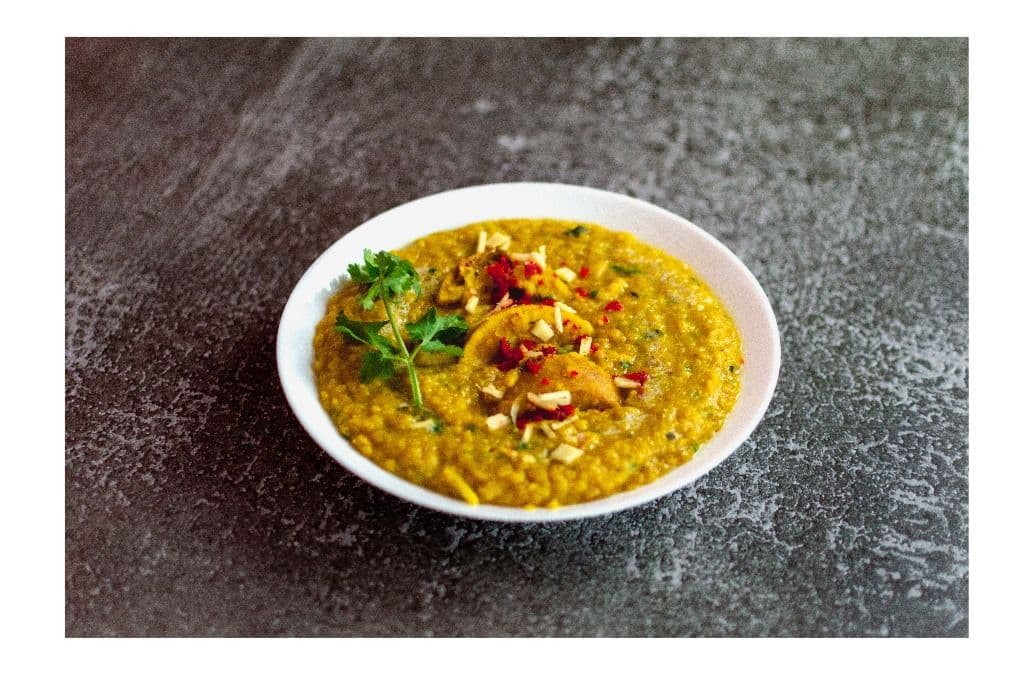 Shatkora Daal (Red Lentil with Wild Orange)