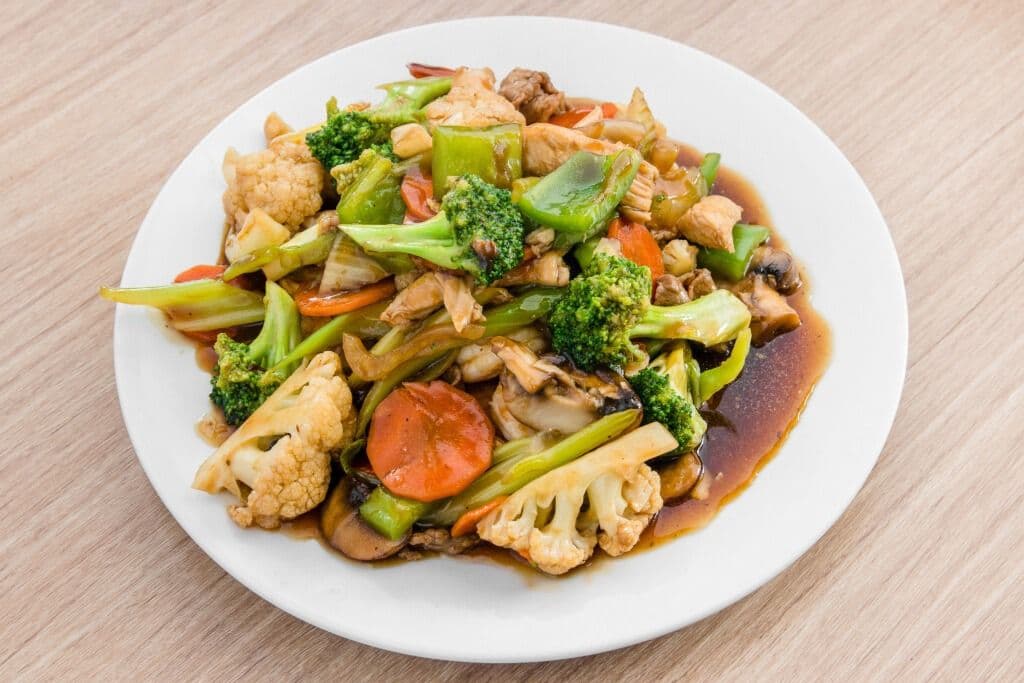 71. Stir Fried Chicken, Beef, Shrimp with Veg