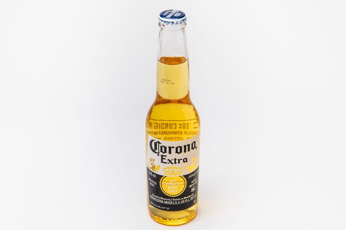 Corona Extra (330 ml Bottle) (1 x 330ml)