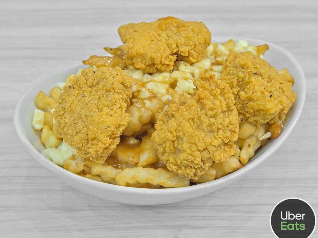 Poutine Poulet Buffalo Croustillant / Crispy Buffalo Chicken Poutine
