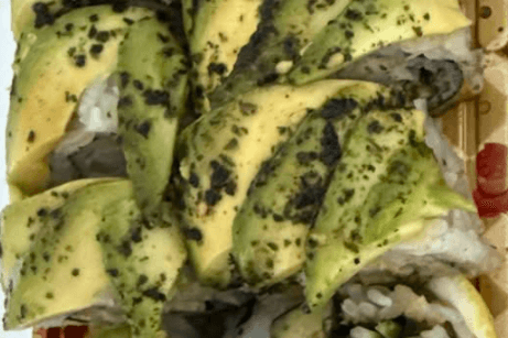 Green Dragon Roll (8 pcs)