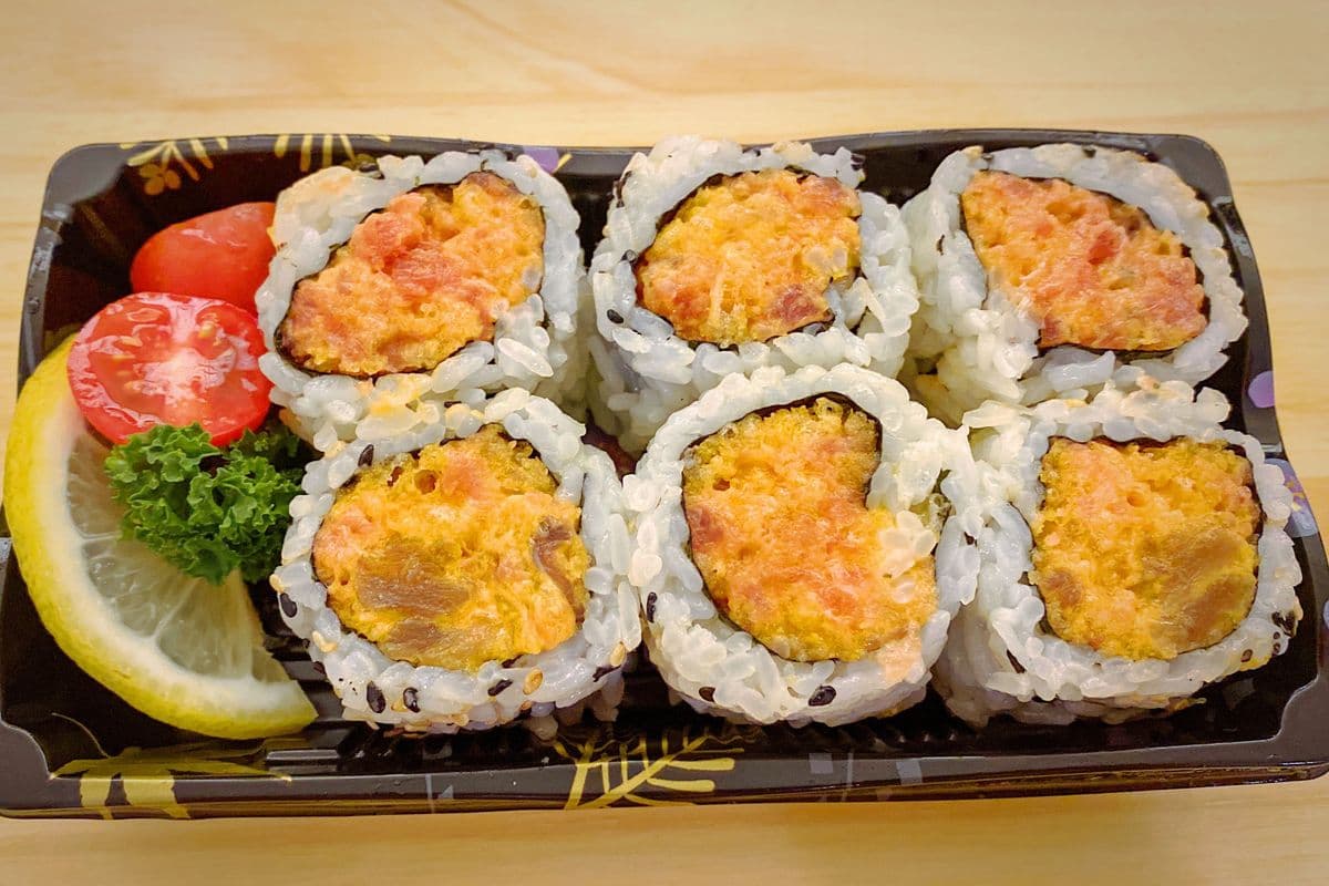 Spicy Tuna Roll (6 pcs)