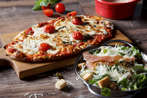 Duetto pizza Pomodoro e formaggio / Duetto Pomodoro e formaggio pizza