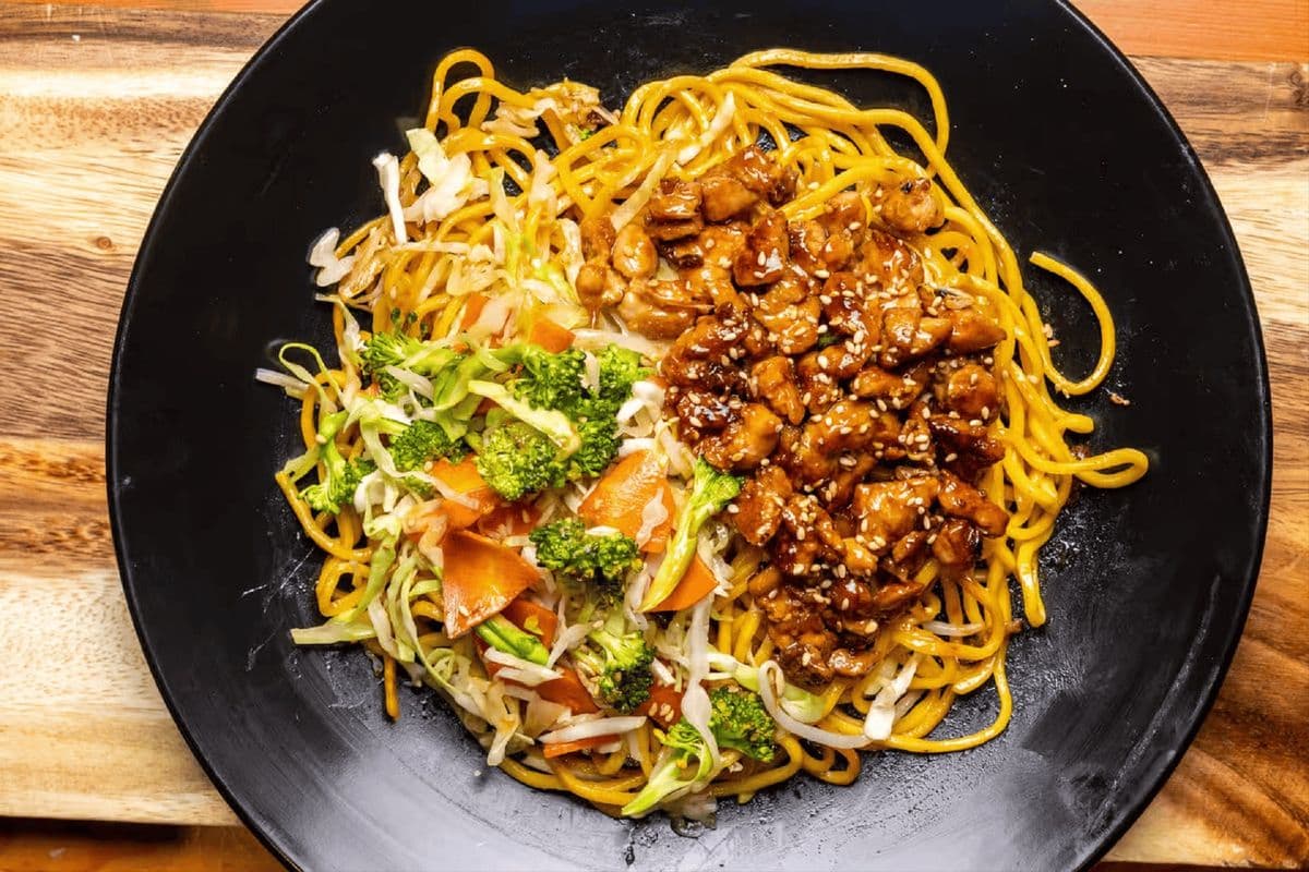 Teriyaki Chicken, Noodles and Vegetables