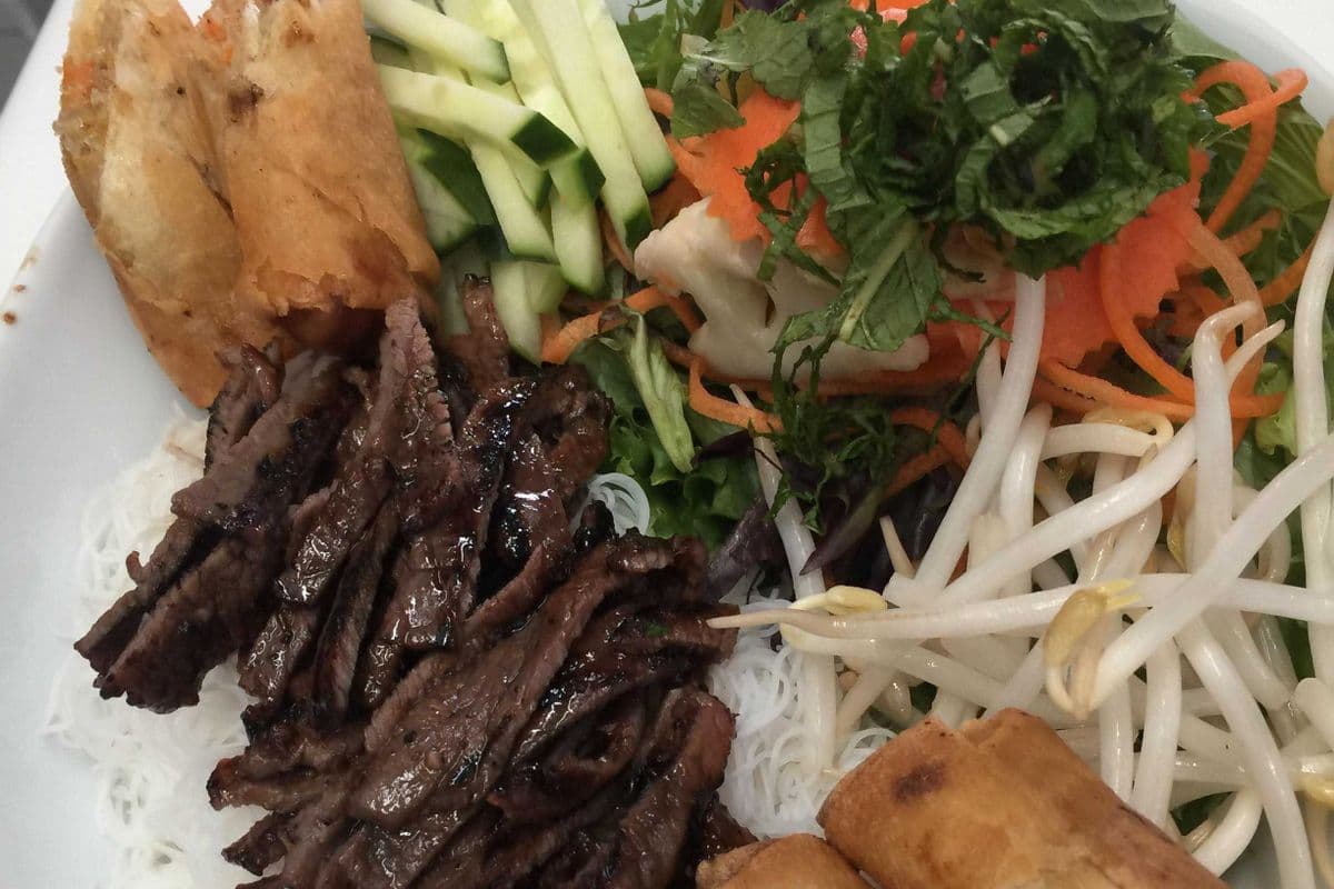 Salade au boeuf grillé / Grilled Beef Salad