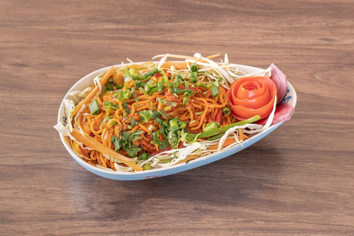 Hakka Noodles (Vegetarian)