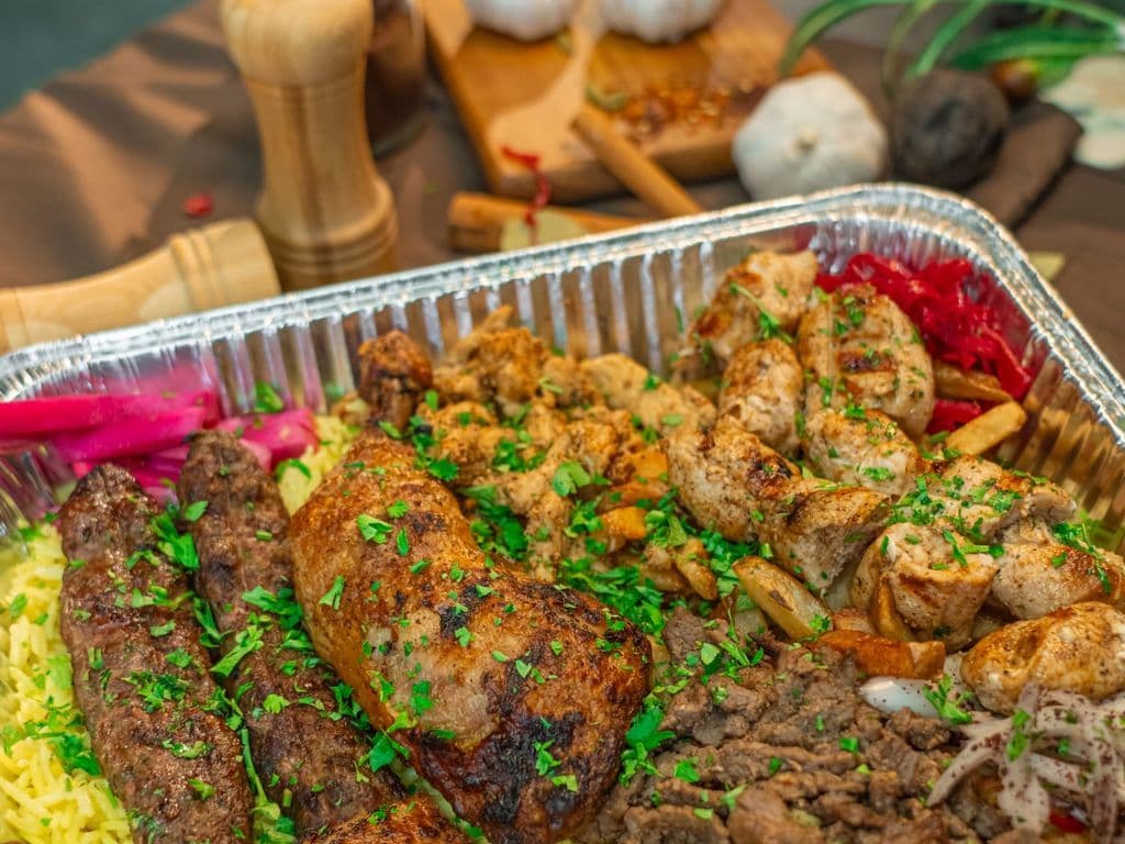 YALLA GRILL FAMILY TRAY