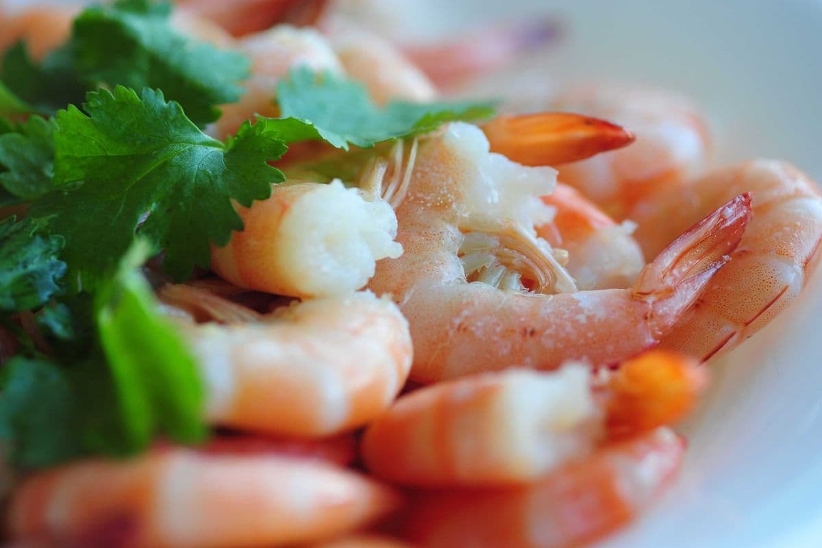 Prawns in Butter Garlic Sauce (Shell-On)