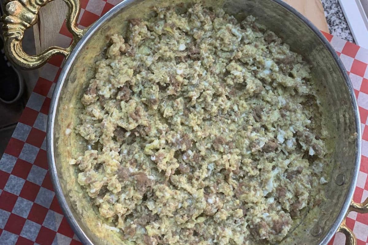 Egg with Awarma or Sujuk Plate