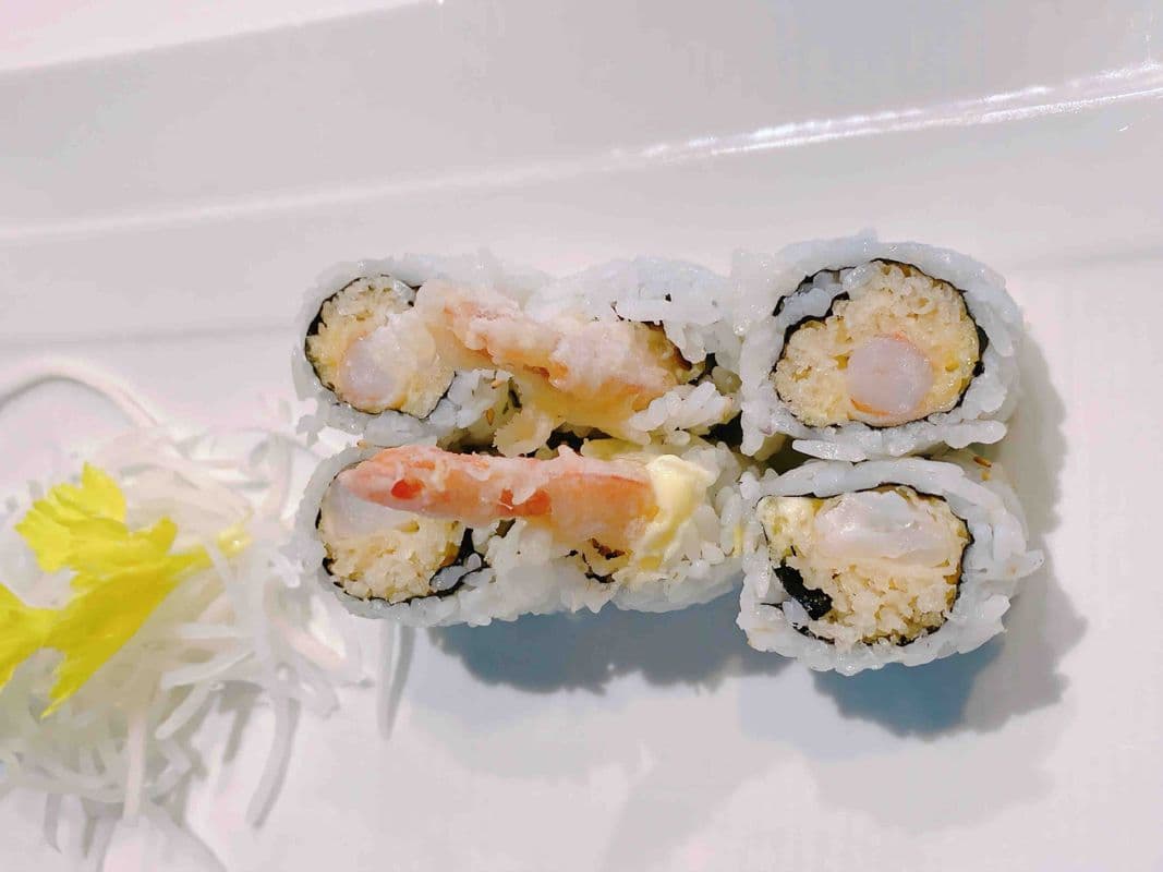 Tempura Shrimp Roll / R7 Rouleau Tempura De Crevettes