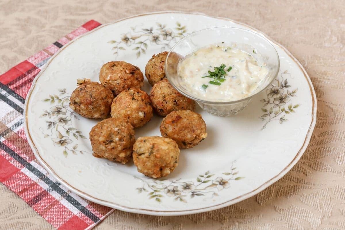 crispy pearl bites (8 pcs)
