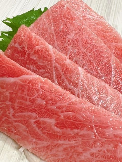 Bluefin Fattiest Belly Sashimi (4pcs) / 蓝鳍金枪鱼大腹角刺身
